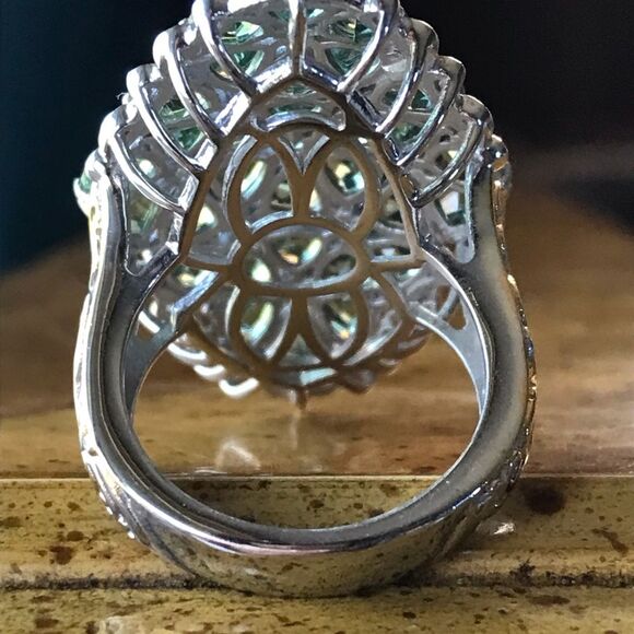 Natural Green Apatite Cocktail Ring Size 6.75 - Picture 4 of 8